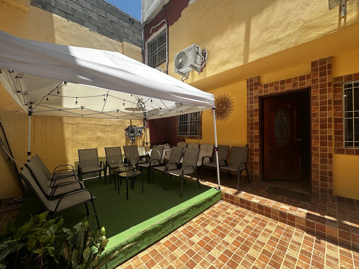 Casa Reyes